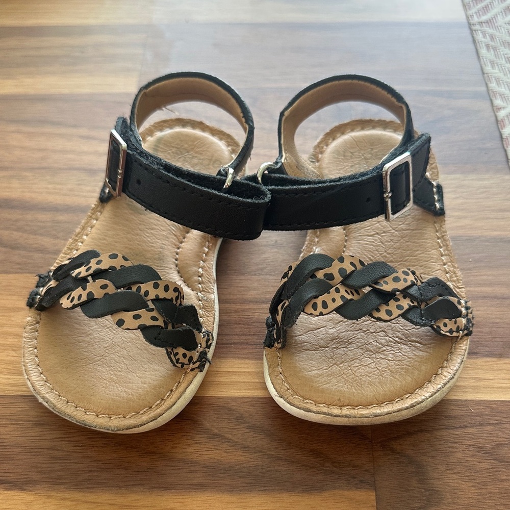 Stride Rite Black and Tan Kids Sandals